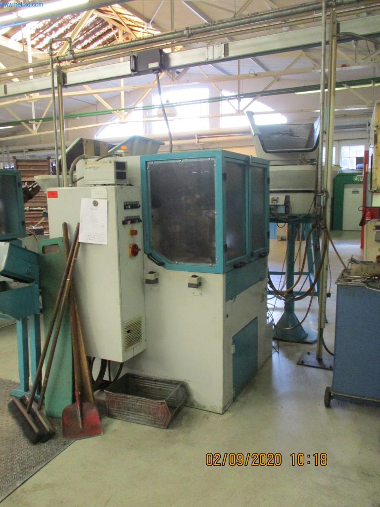 Máquinas para la fabricación de tornillos, pernos y elementos de fijación-2