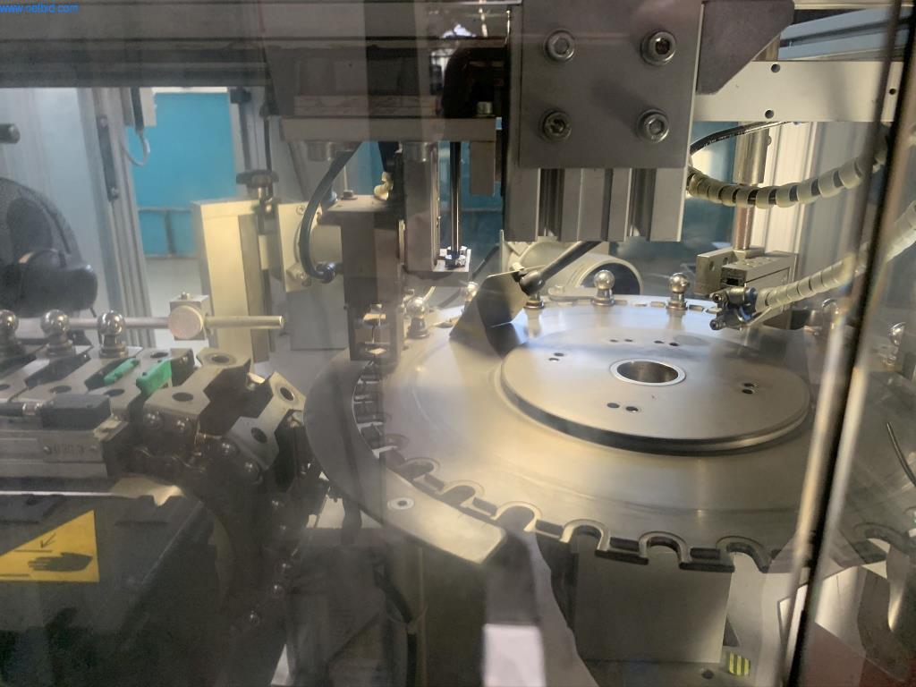 Máquinas para la fabricación de tornillos, pernos y elementos de fijación-13