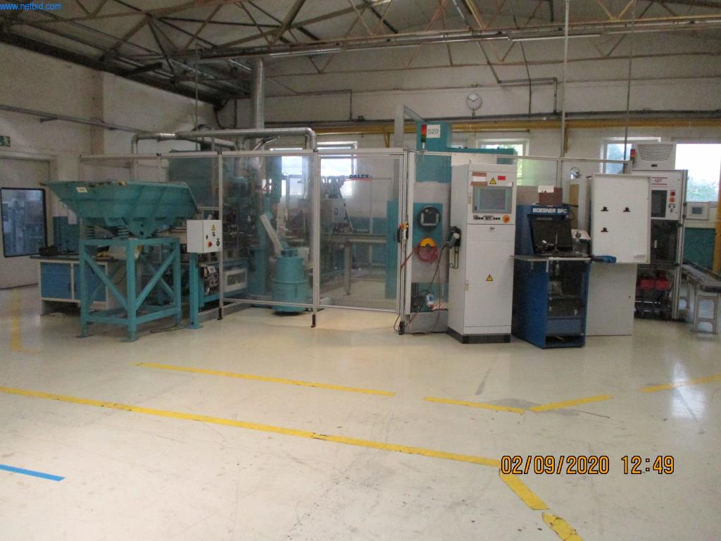 Máquinas para la fabricación de tornillos, pernos y elementos de fijación-1