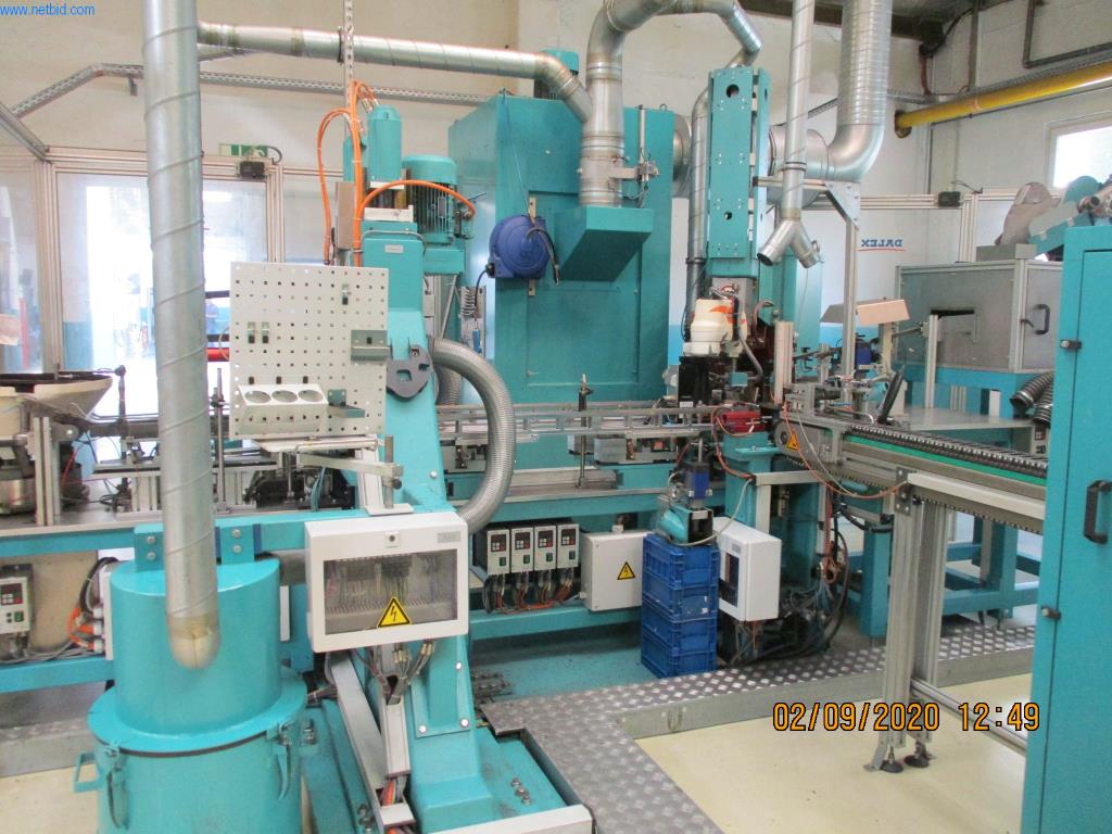 Máquinas para la fabricación de tornillos, pernos y elementos de fijación-2