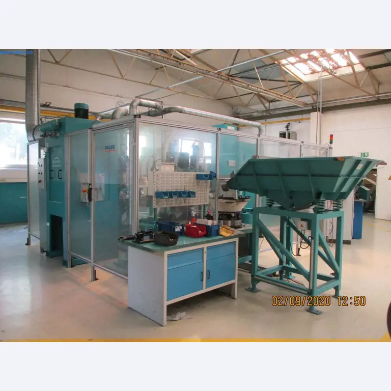 Machines pour la fabrication de vis, de boulons et de matériel de fixation-6
