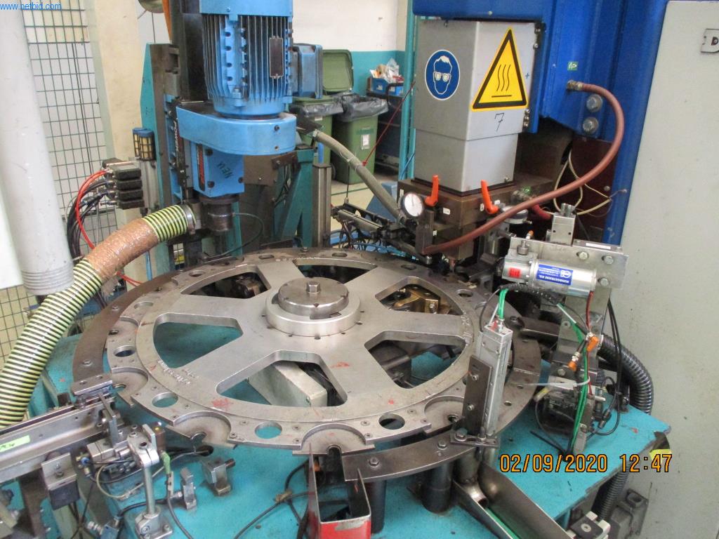 Máquinas para la fabricación de tornillos, pernos y elementos de fijación-7