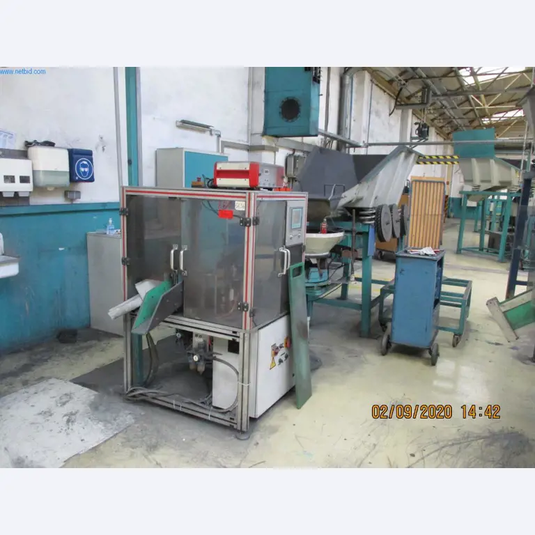 Máquinas para la fabricación de tornillos, pernos y elementos de fijación-1