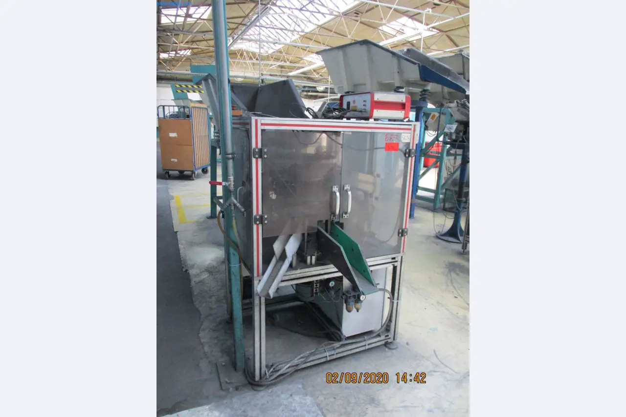 Máquinas para la fabricación de tornillos, pernos y elementos de fijación-2