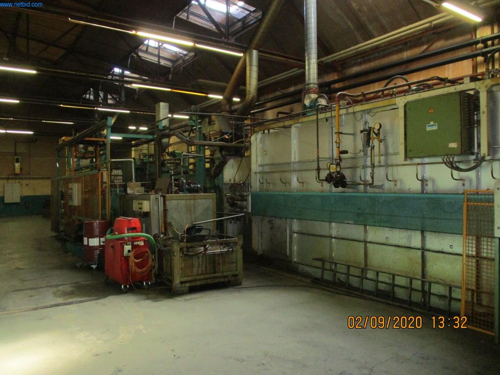 Máquinas para la fabricación de tornillos, pernos y elementos de fijación-1