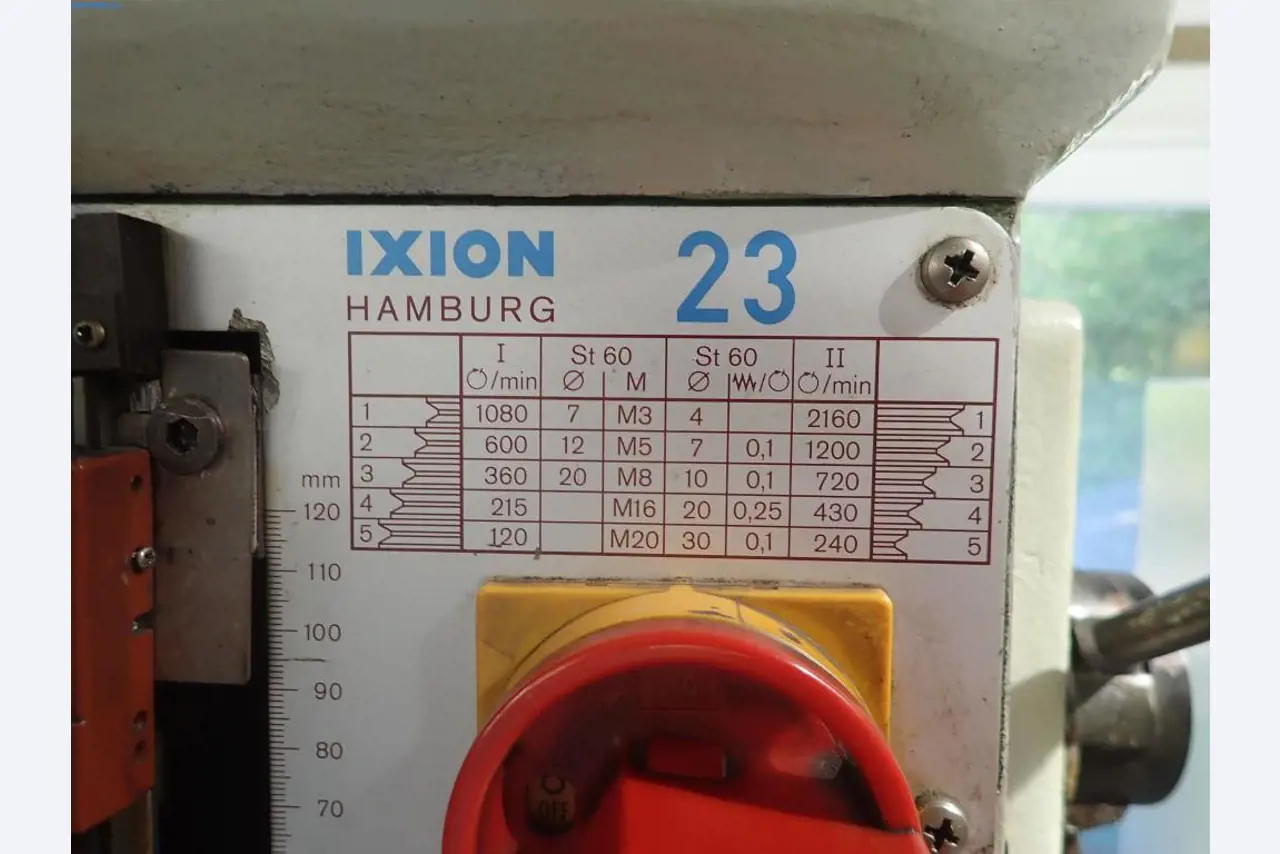 Máquinas para la fabricación de tornillos, pernos y elementos de fijación-3