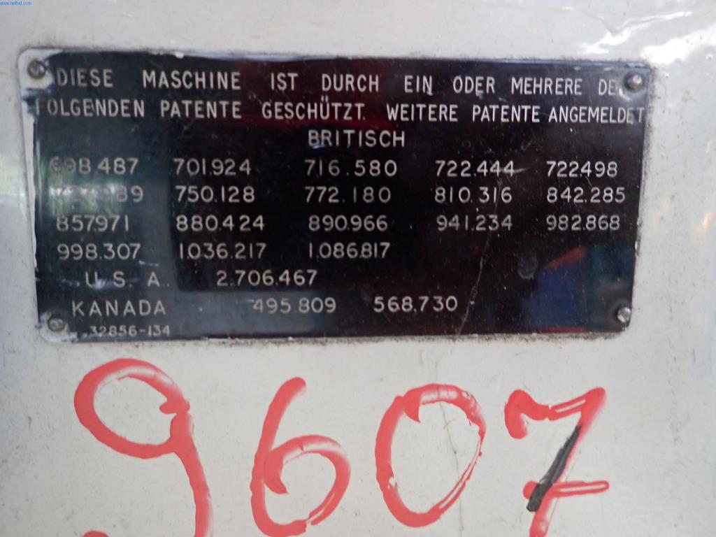 Máquinas para la fabricación de tornillos, pernos y elementos de fijación-4