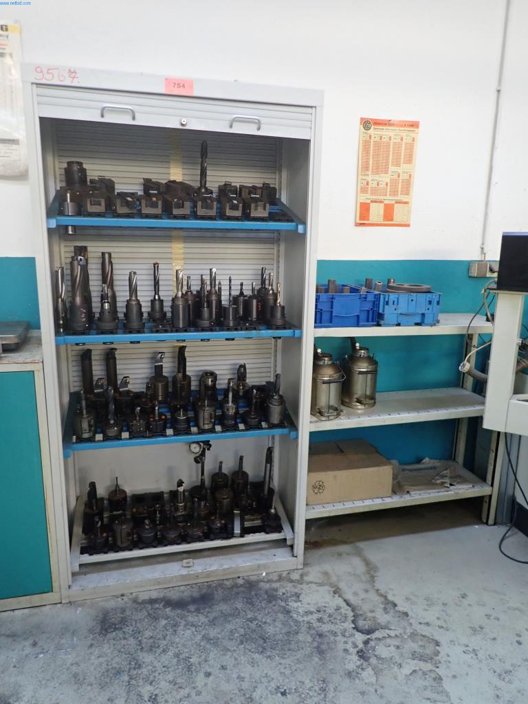 Máquinas para la fabricación de tornillos, pernos y elementos de fijación-1