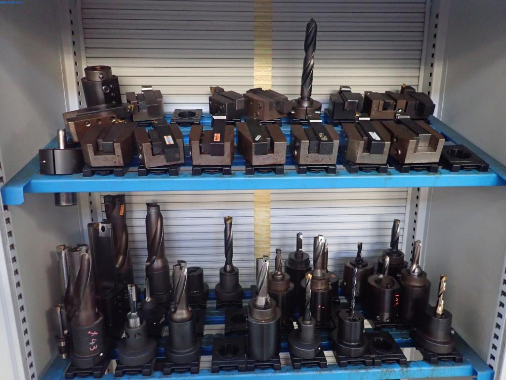 Máquinas para la fabricación de tornillos, pernos y elementos de fijación-2