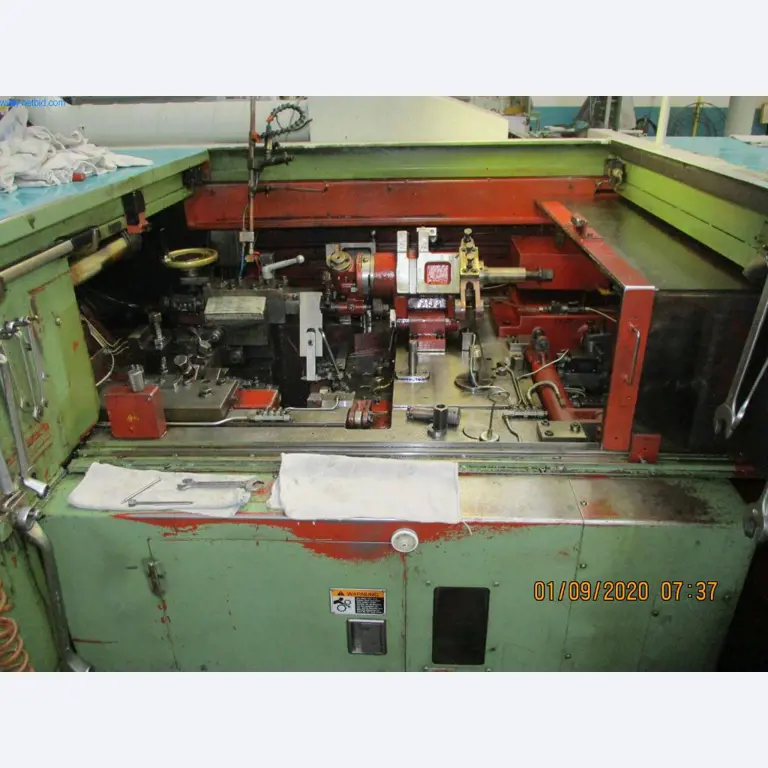 Stroji za proizvodnjo vijakov, sornikov in pritrdilnih elementov-4