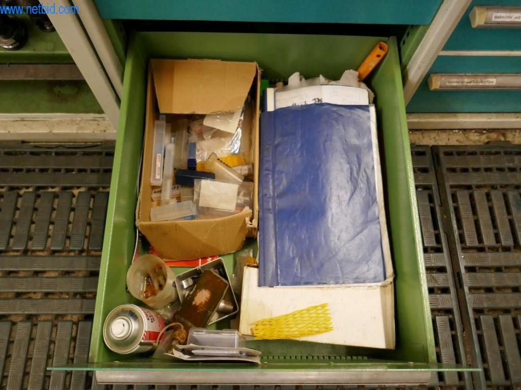 Máquinas para la fabricación de tornillos, pernos y elementos de fijación-8