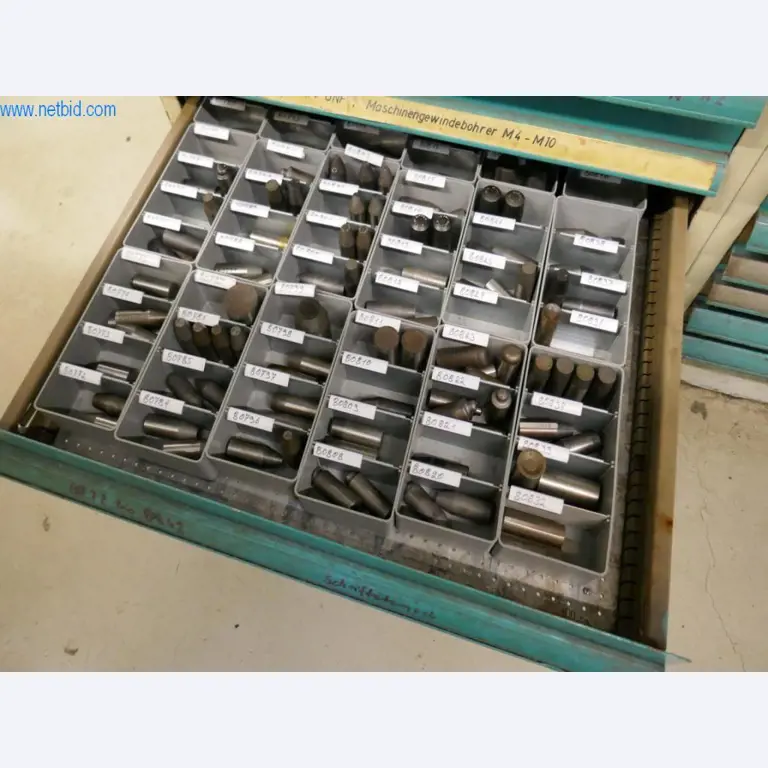 Máquinas para la fabricación de tornillos, pernos y elementos de fijación-5