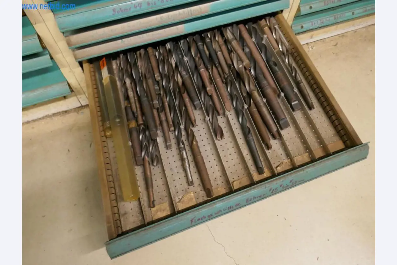 Máquinas para la fabricación de tornillos, pernos y elementos de fijación-6