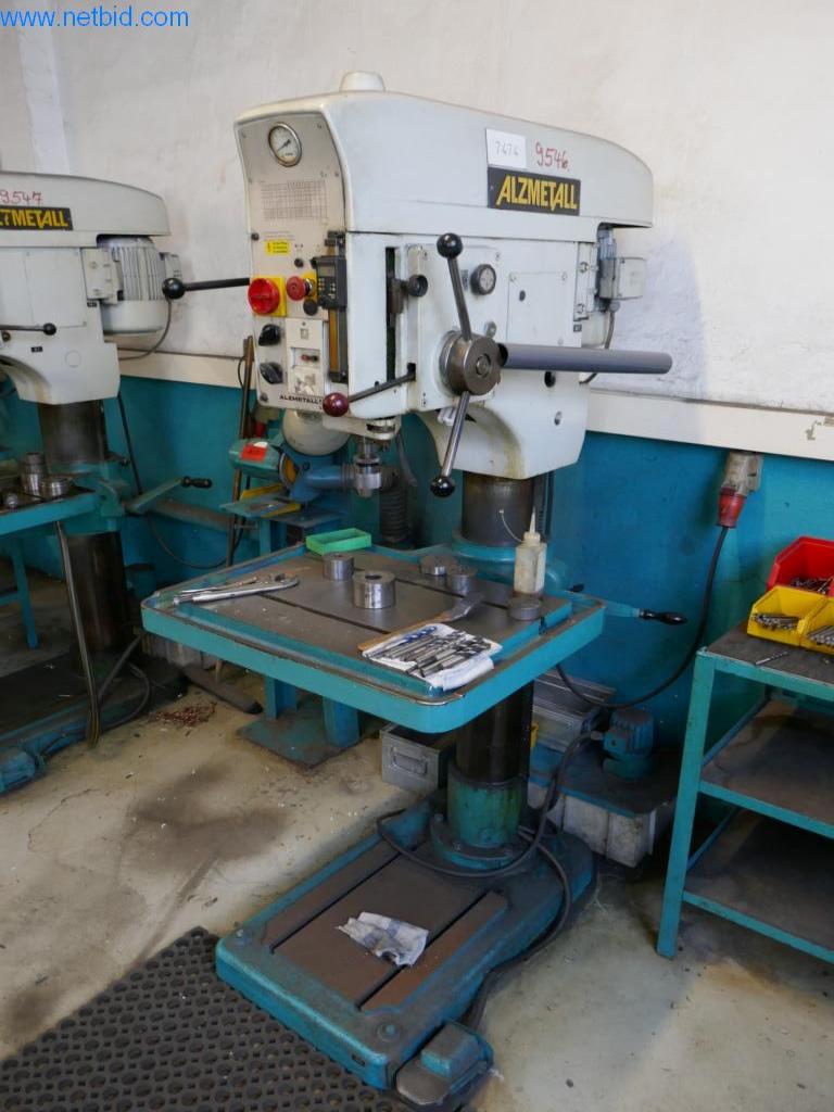 Máquinas para la fabricación de tornillos, pernos y elementos de fijación-2