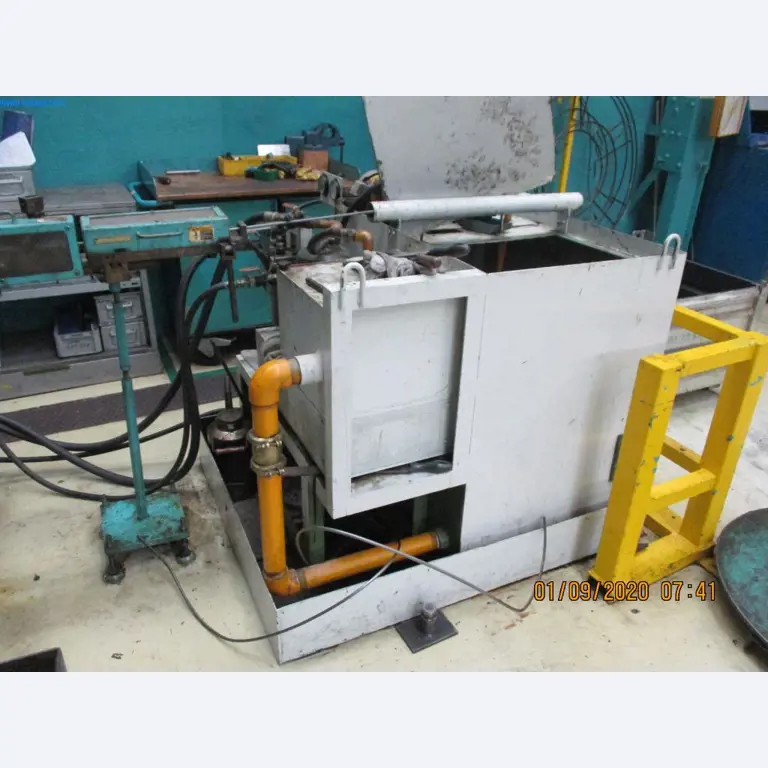 Máquinas para a produção de parafusos, cavilhas e elementos de fixação-3