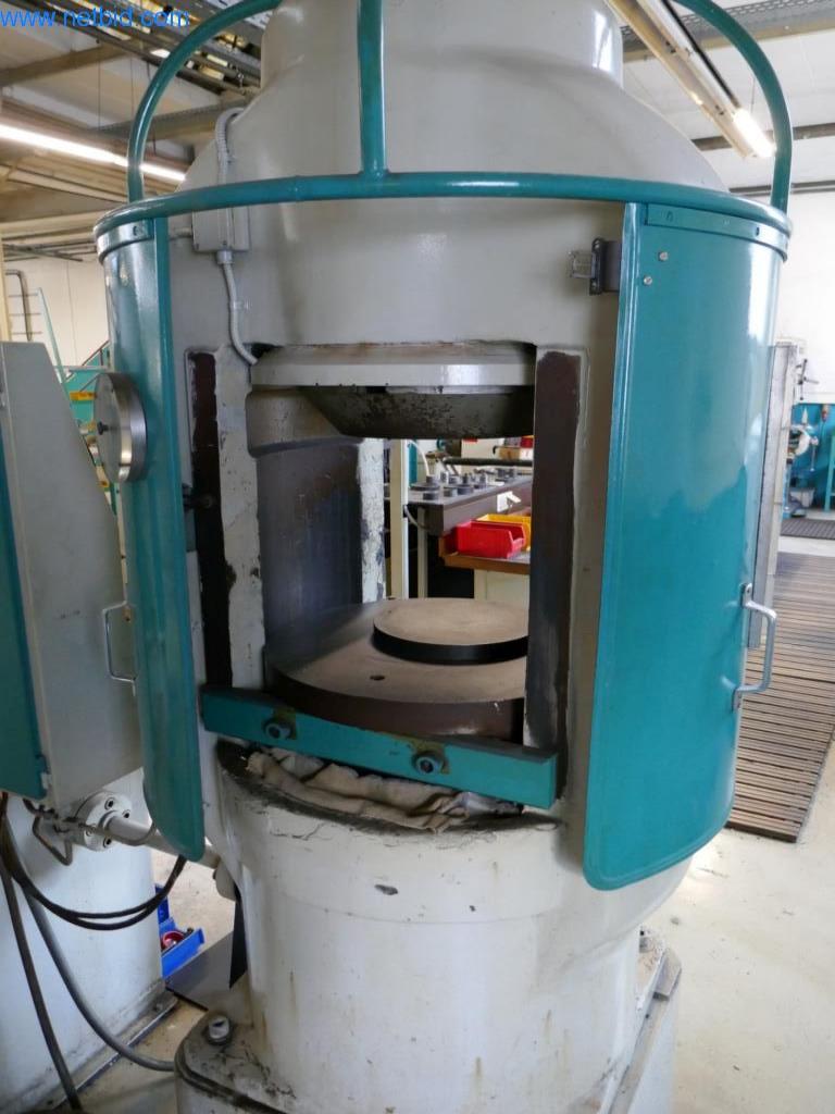 Máquinas para la fabricación de tornillos, pernos y elementos de fijación-3