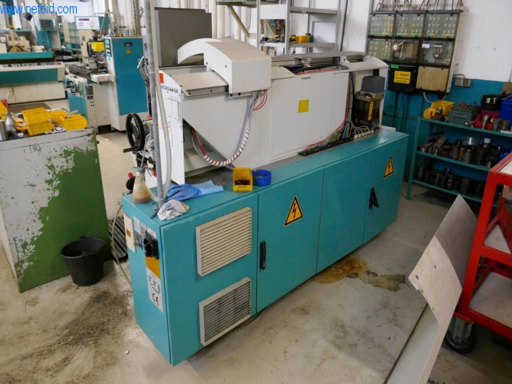 Máquinas para la fabricación de tornillos, pernos y elementos de fijación-3