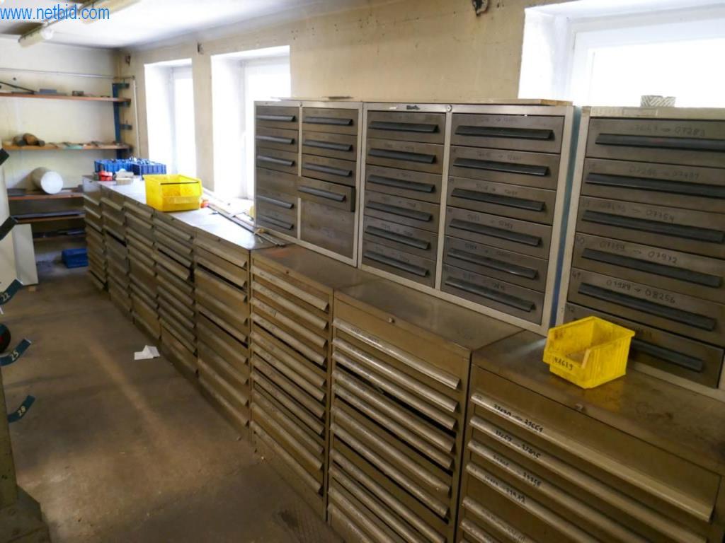 Máquinas para la fabricación de tornillos, pernos y elementos de fijación-3