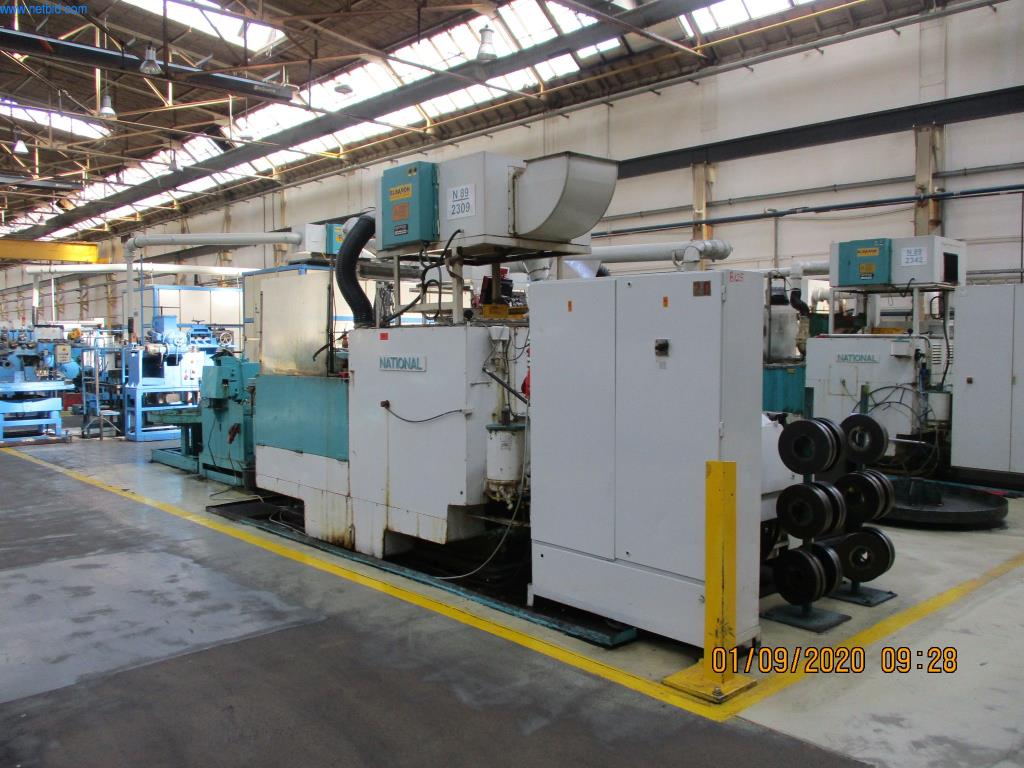 Máquinas para la fabricación de tornillos, pernos y elementos de fijación-2