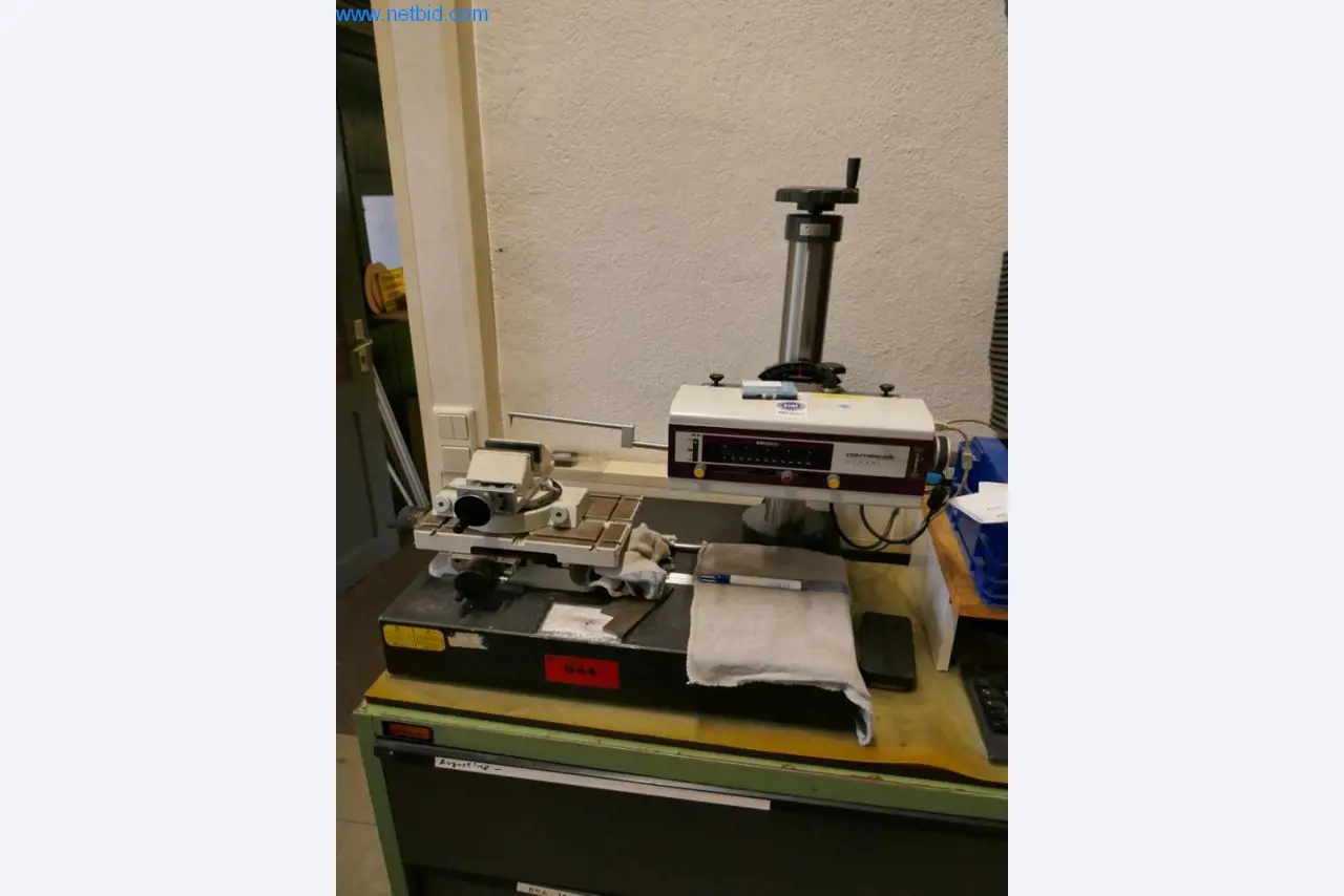 Máquinas para la fabricación de tornillos, pernos y elementos de fijación-1