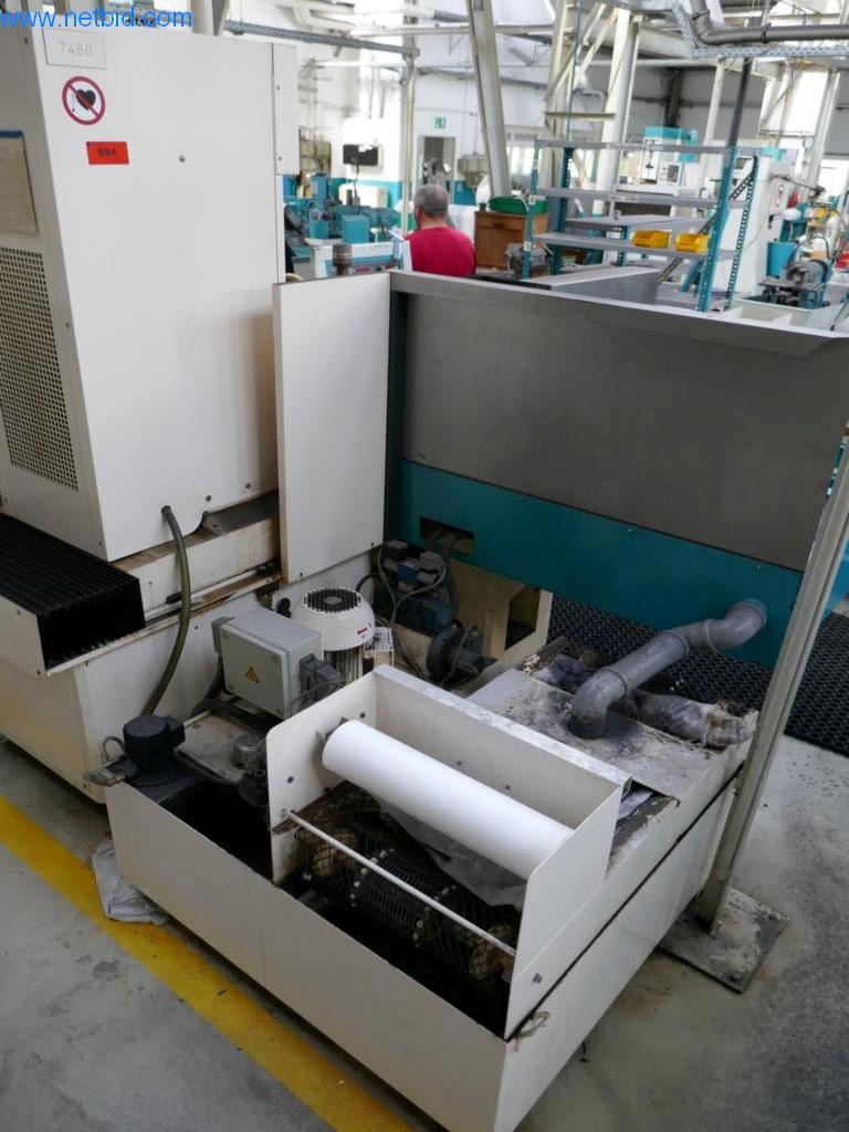 Máquinas para la fabricación de tornillos, pernos y elementos de fijación-4