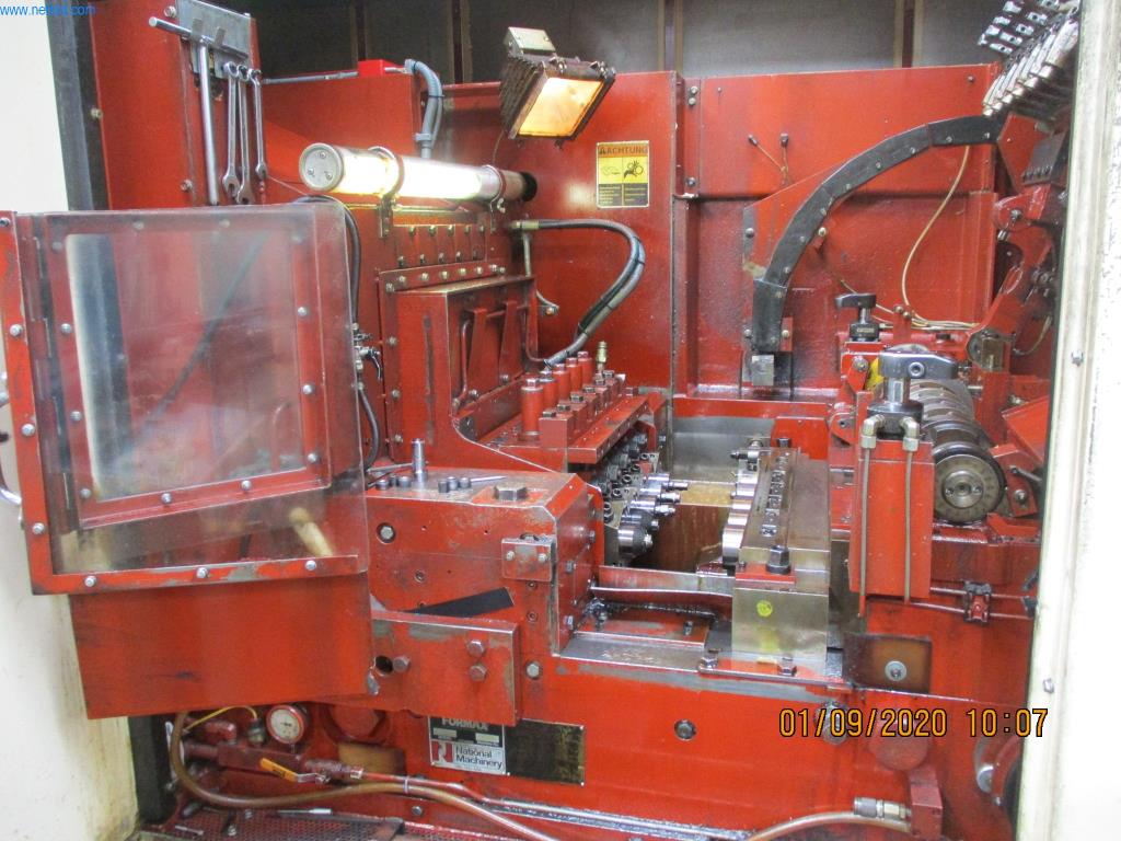 Máquinas para la fabricación de tornillos, pernos y elementos de fijación-3