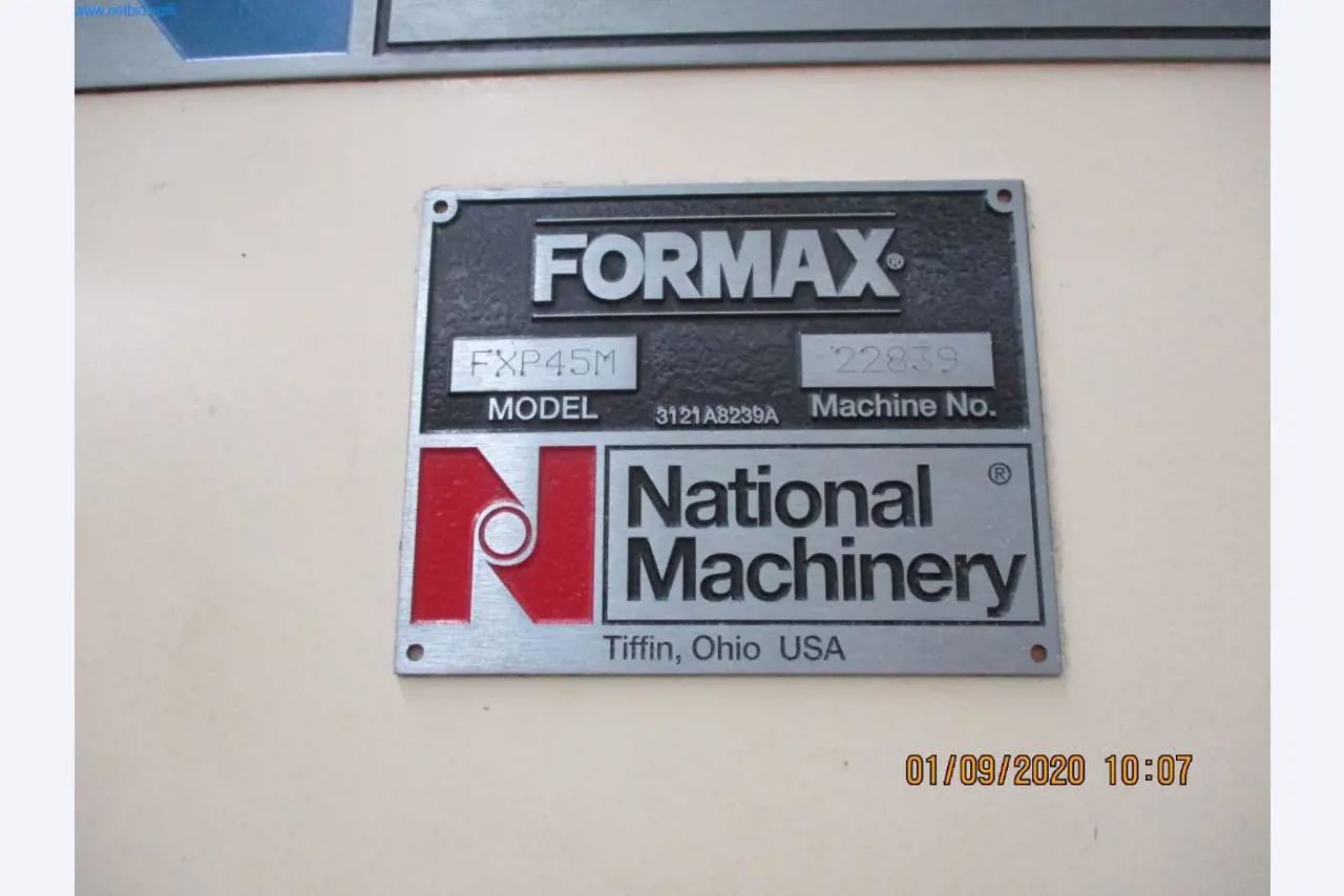 Stroje na výrobu šroubů, svorníků a spojovacího materiálu-4