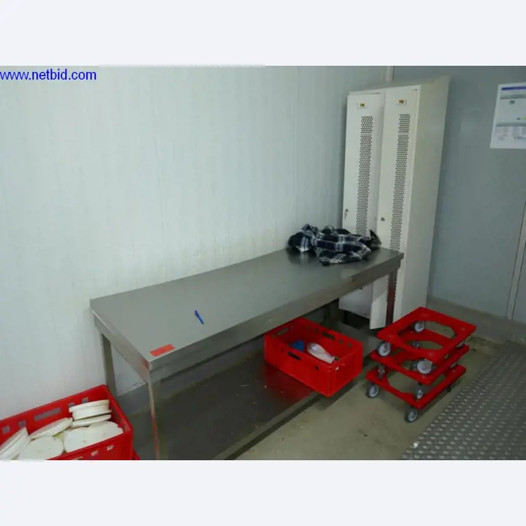 Goed onderhouden machines en apparatuur in een slagerij-27