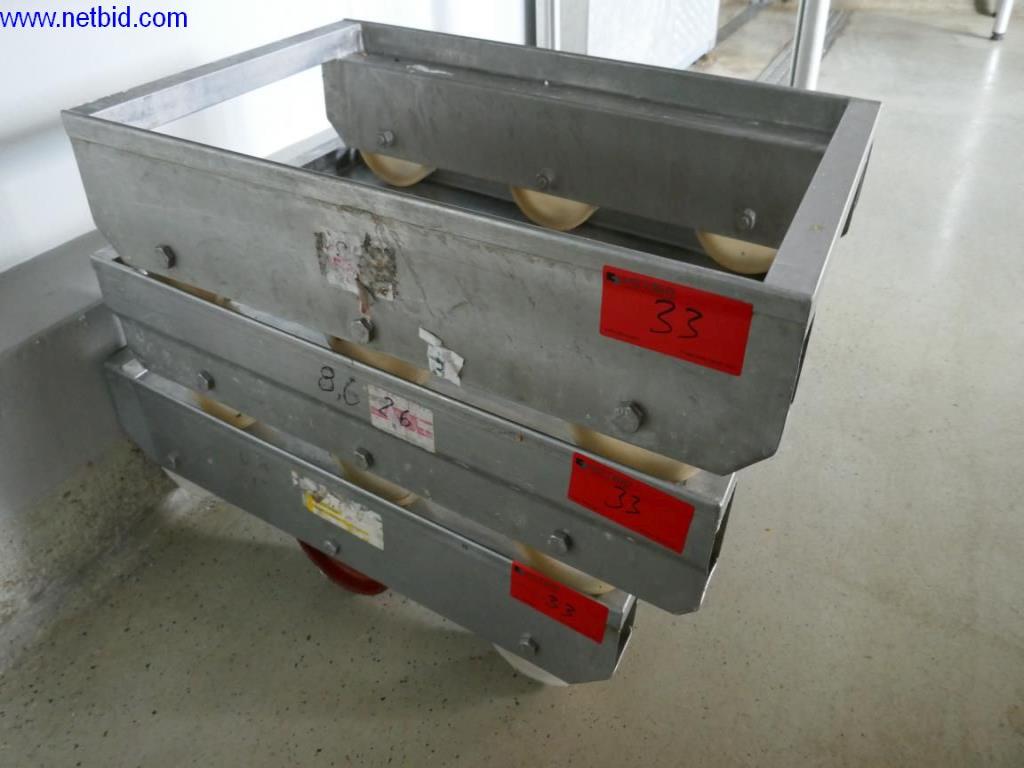 Gepflegte Maschinen und Ausstattung eines Fleischereibetriebes-29