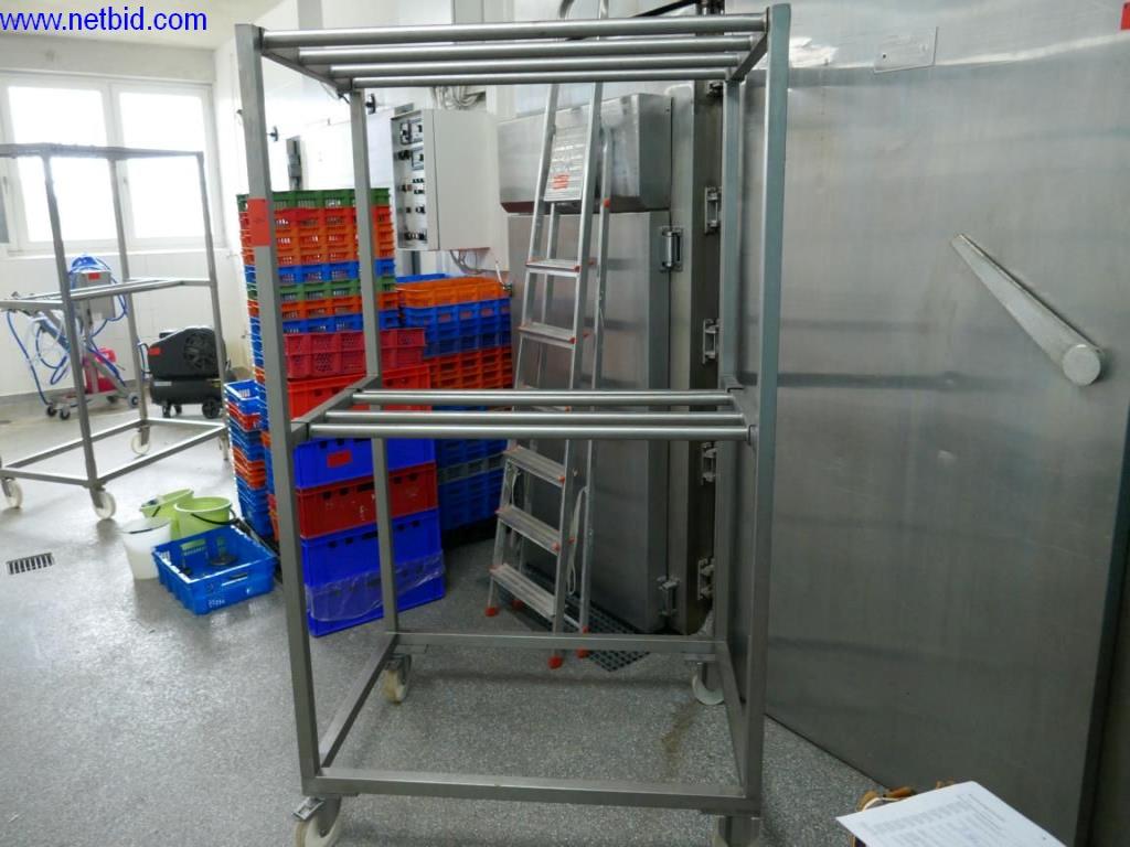 Gepflegte Maschinen und Ausstattung eines Fleischereibetriebes-4