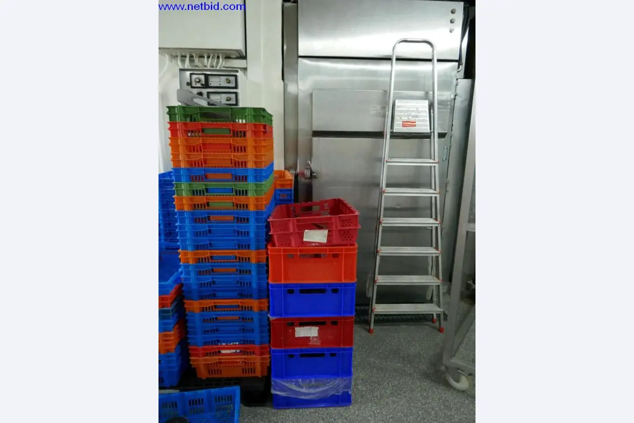 Goed onderhouden machines en apparatuur in een slagerij-6