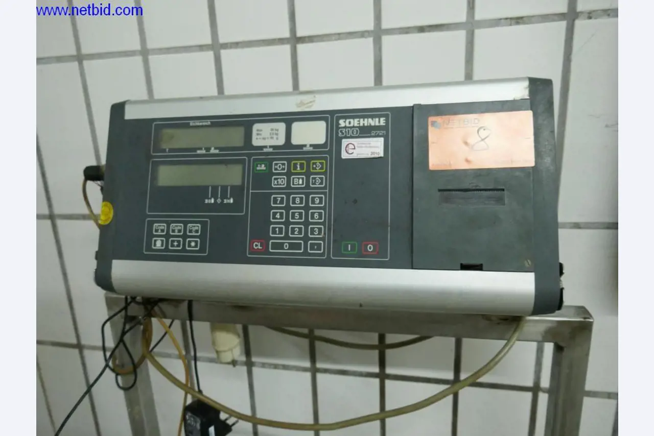 Goed onderhouden machines en apparatuur in een slagerij-7