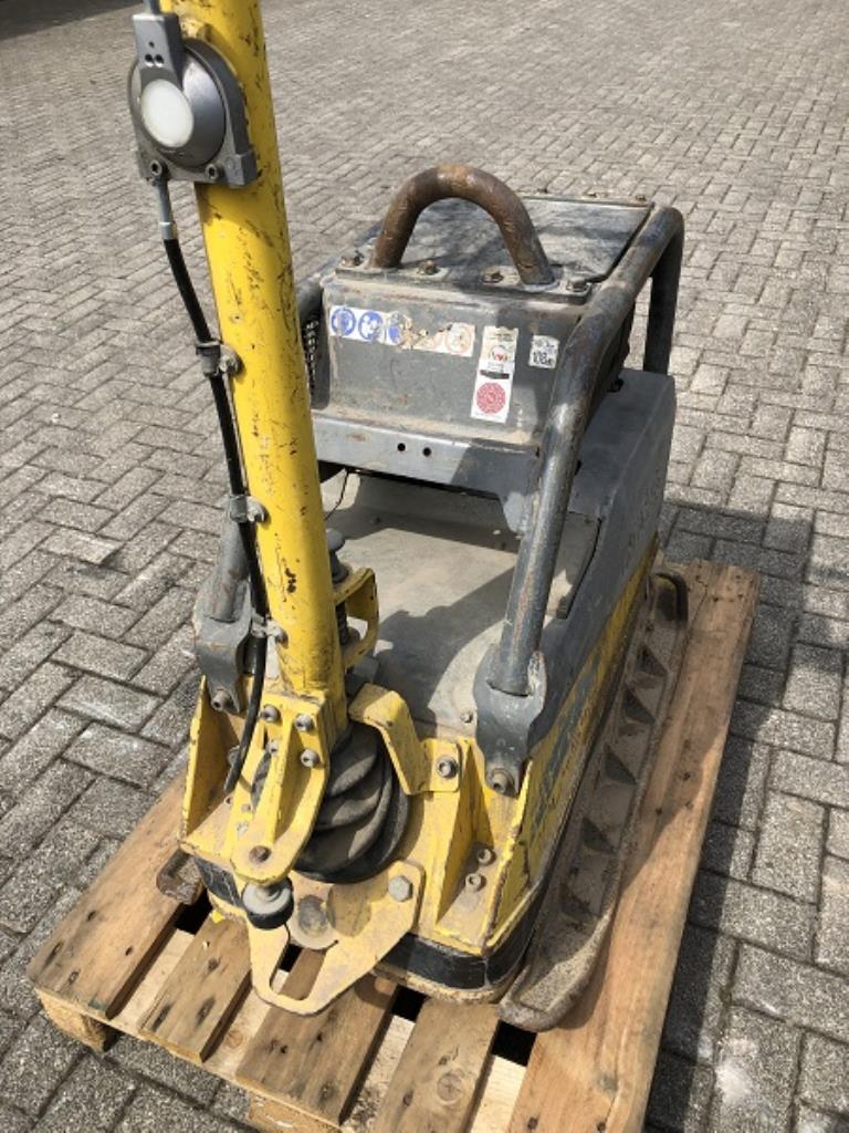 Construction equipment and commercial vehicles-3