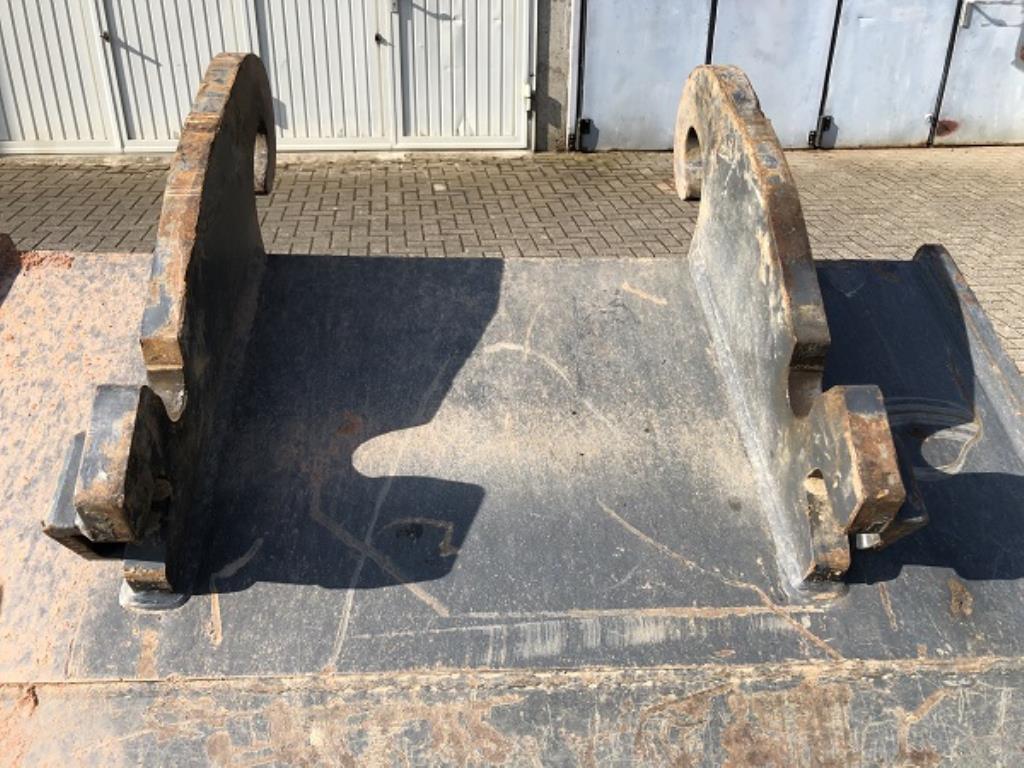 Maszyny budowlane i pojazdy użytkowe-4