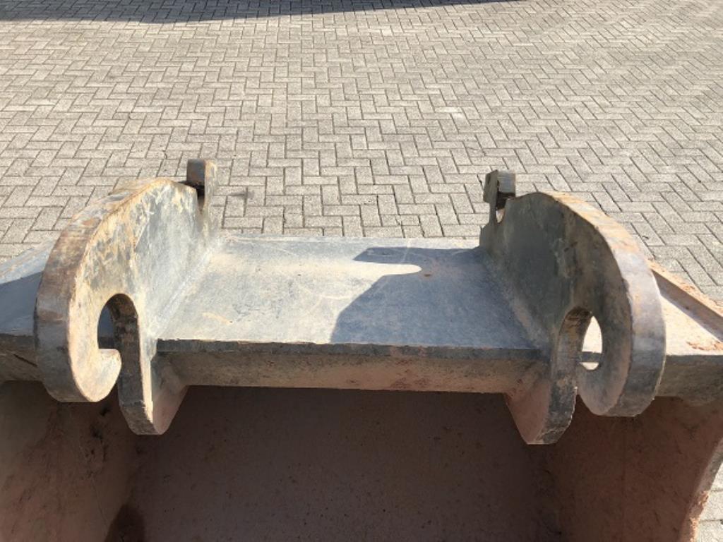 Maszyny budowlane i pojazdy użytkowe-5