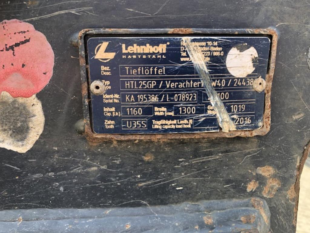 Maszyny budowlane i pojazdy użytkowe-6