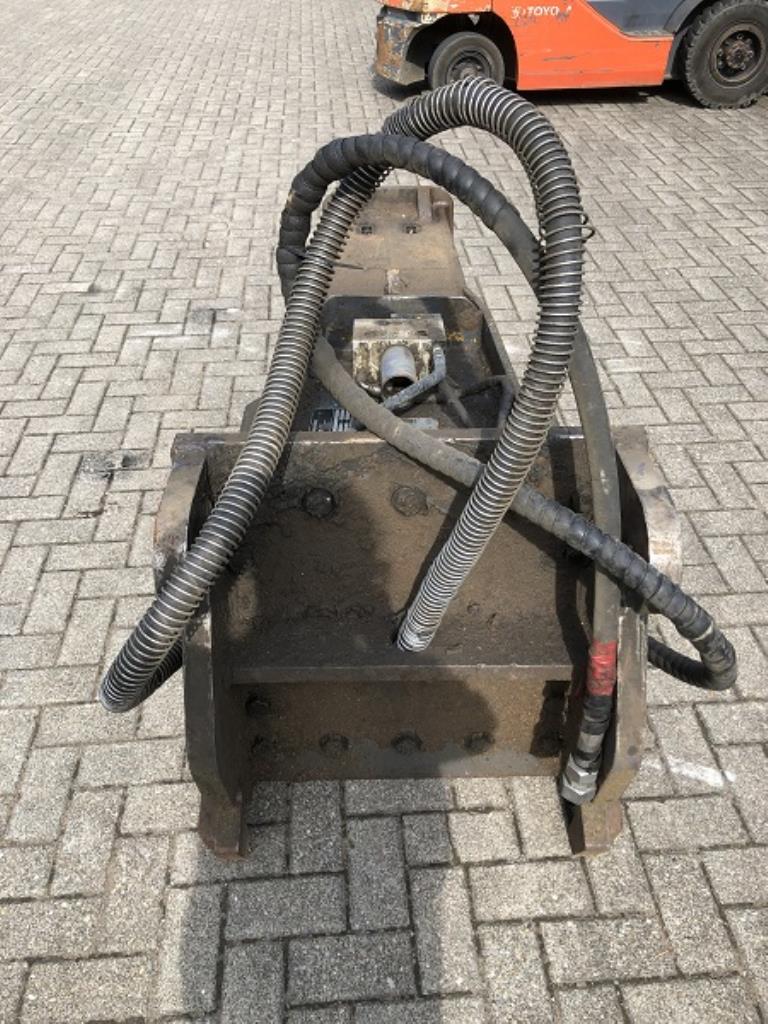 Stavební stroje a užitková vozidla-4