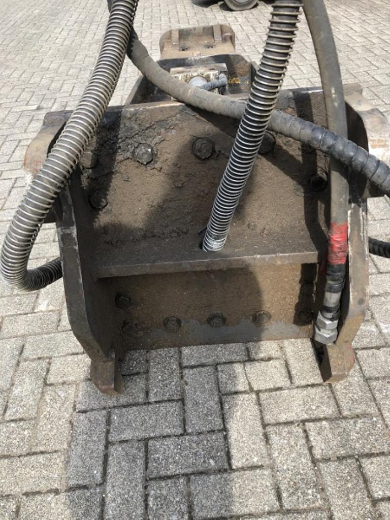 Stavební stroje a užitková vozidla-5