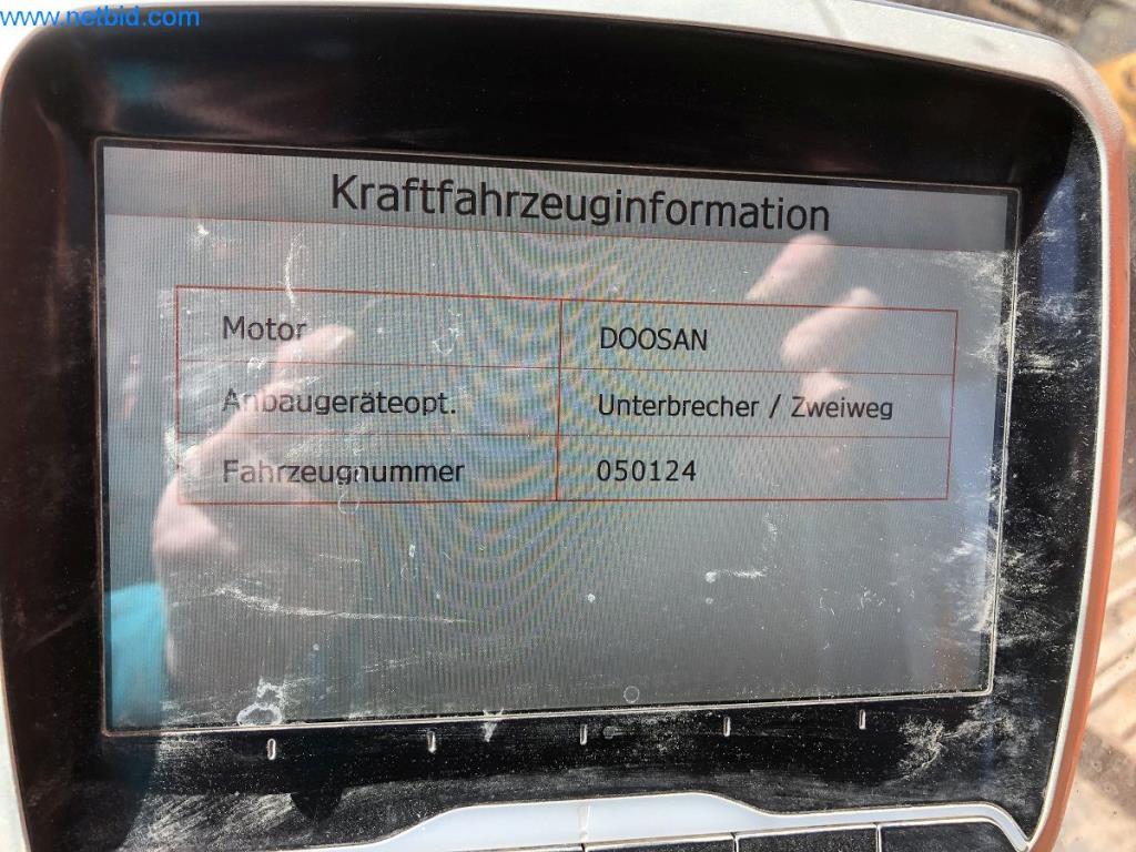 Maszyny budowlane i pojazdy użytkowe-11