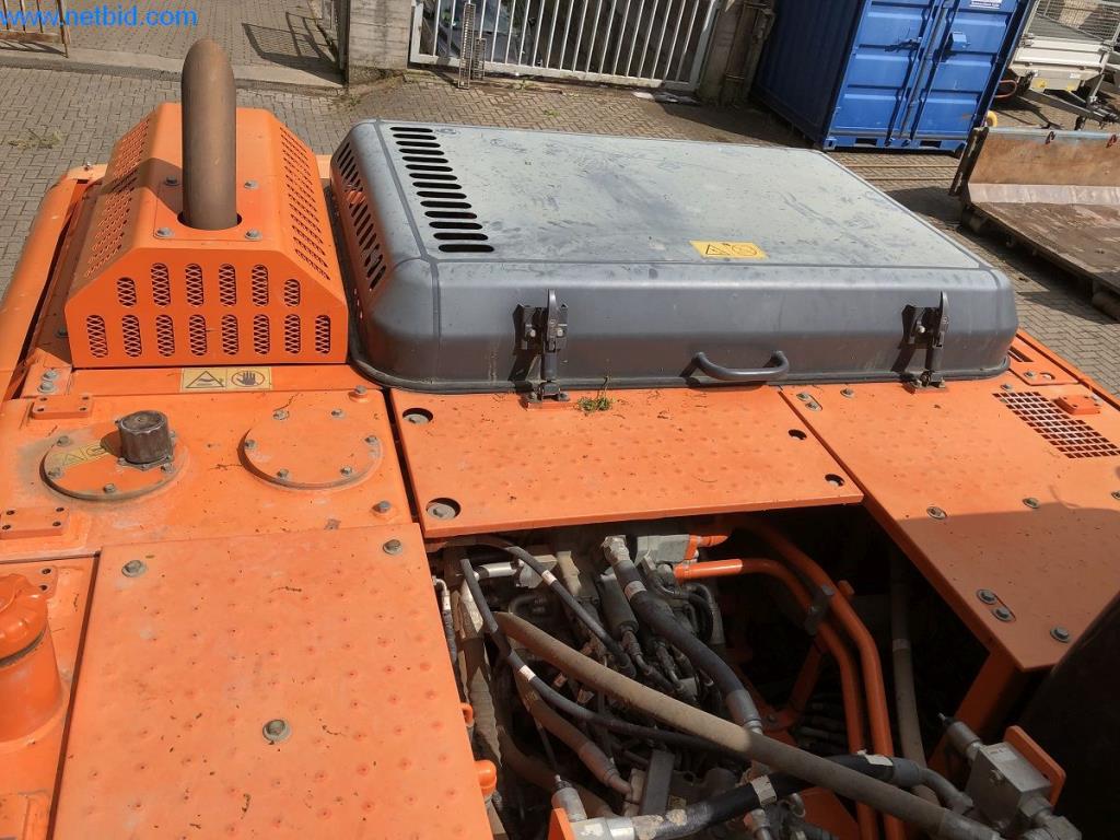 Maszyny budowlane i pojazdy użytkowe-21