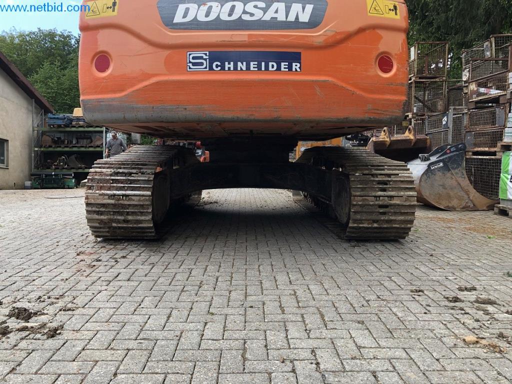 Maszyny budowlane i pojazdy użytkowe-23