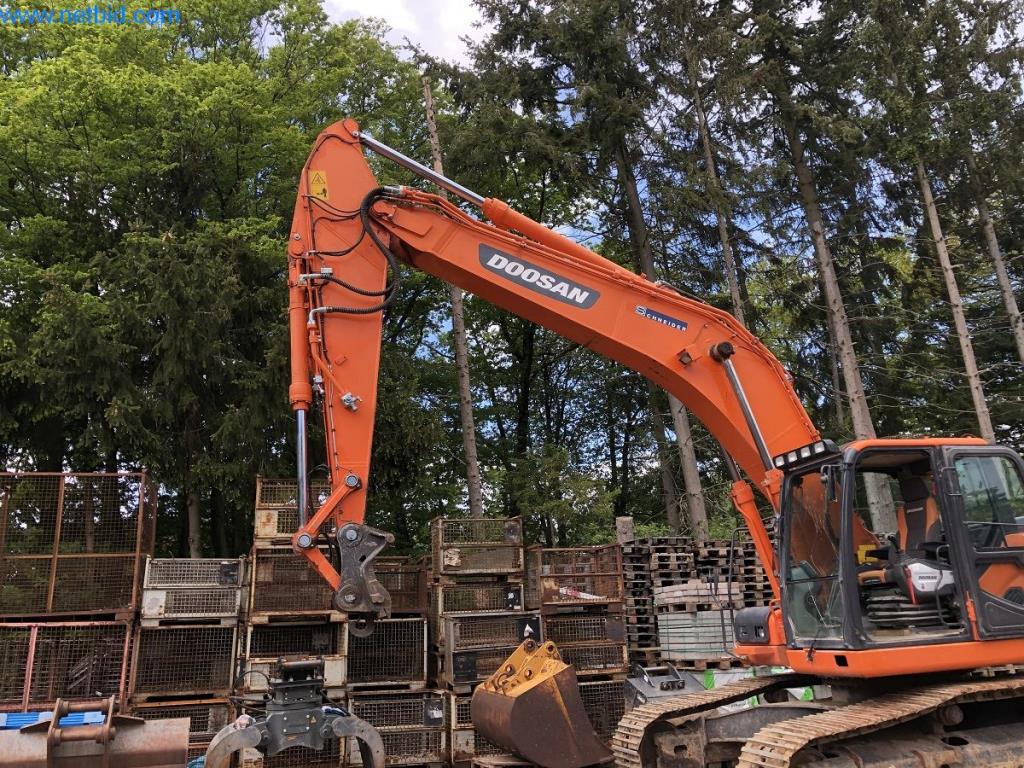 Maszyny budowlane i pojazdy użytkowe-6