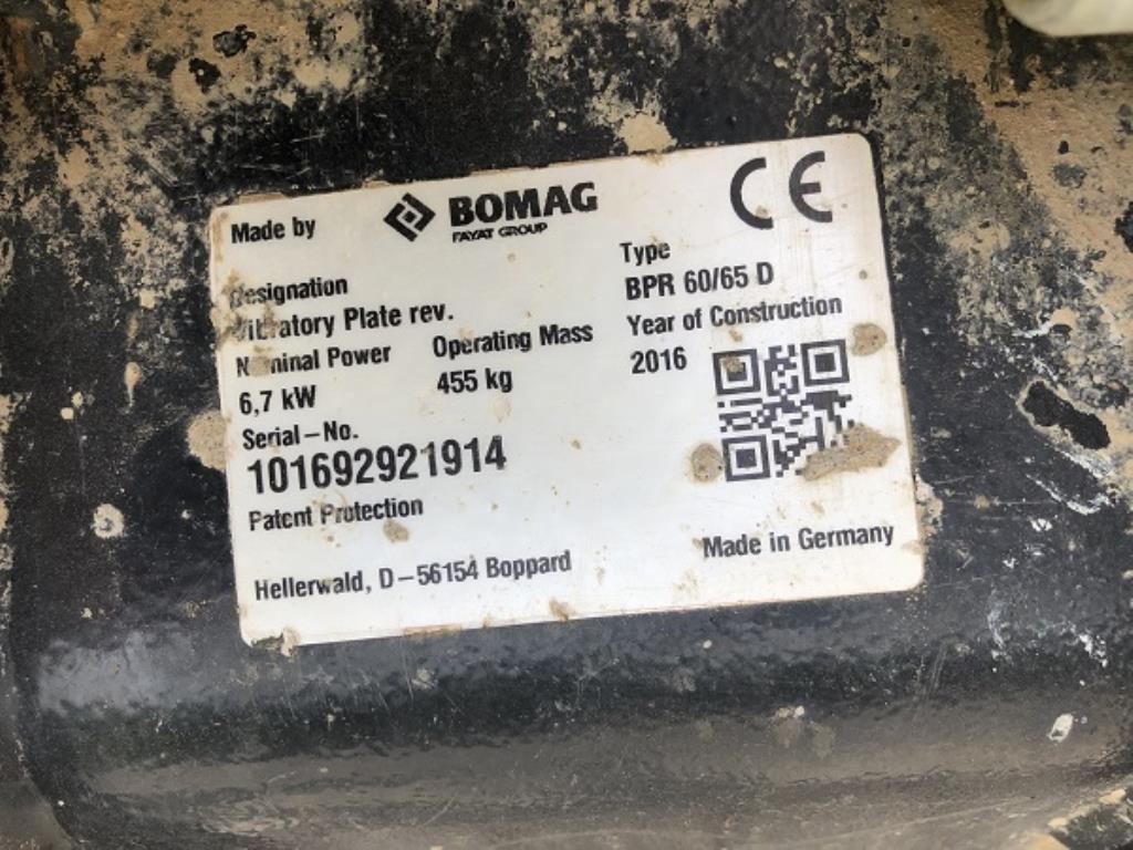 Maszyny budowlane i pojazdy użytkowe-10