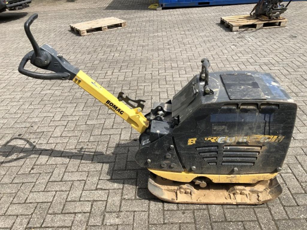 Maszyny budowlane i pojazdy użytkowe-3