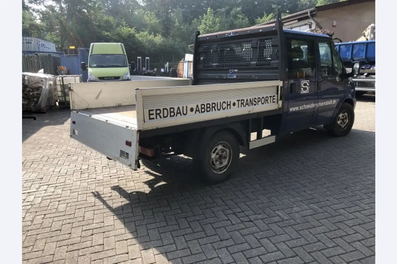 Gradbeni stroji in gospodarska vozila-24
