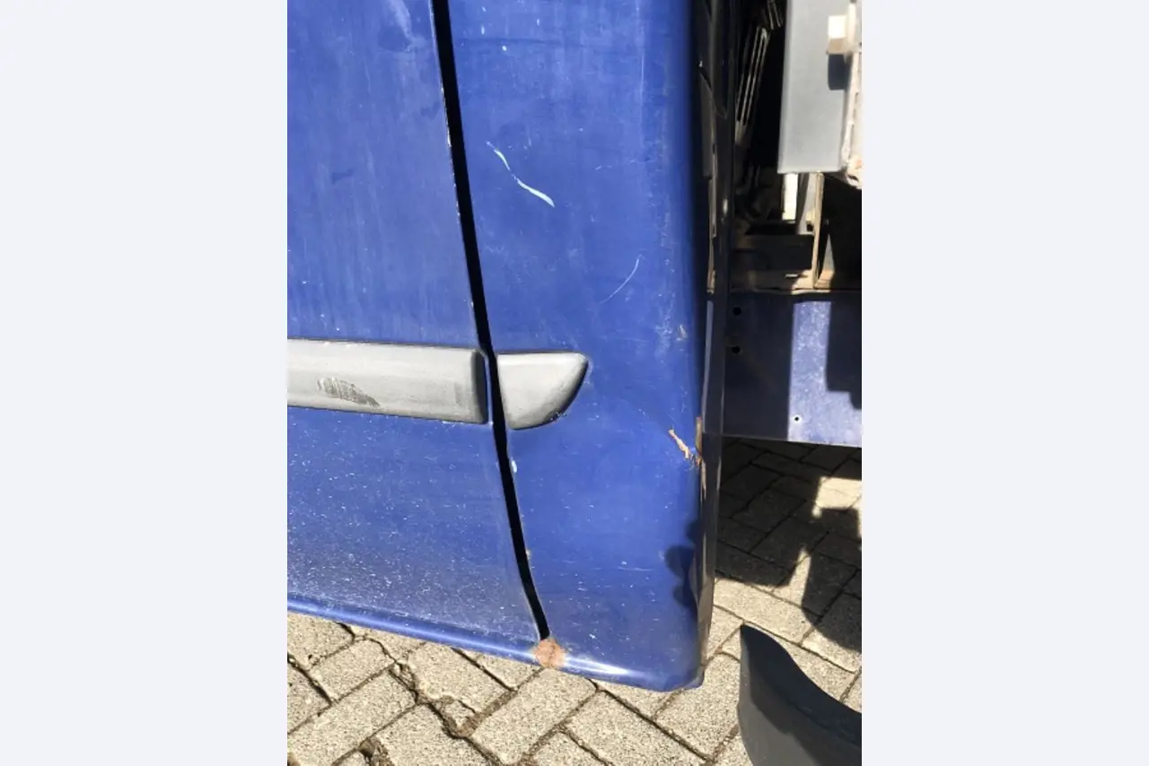 Maszyny budowlane i pojazdy użytkowe-31