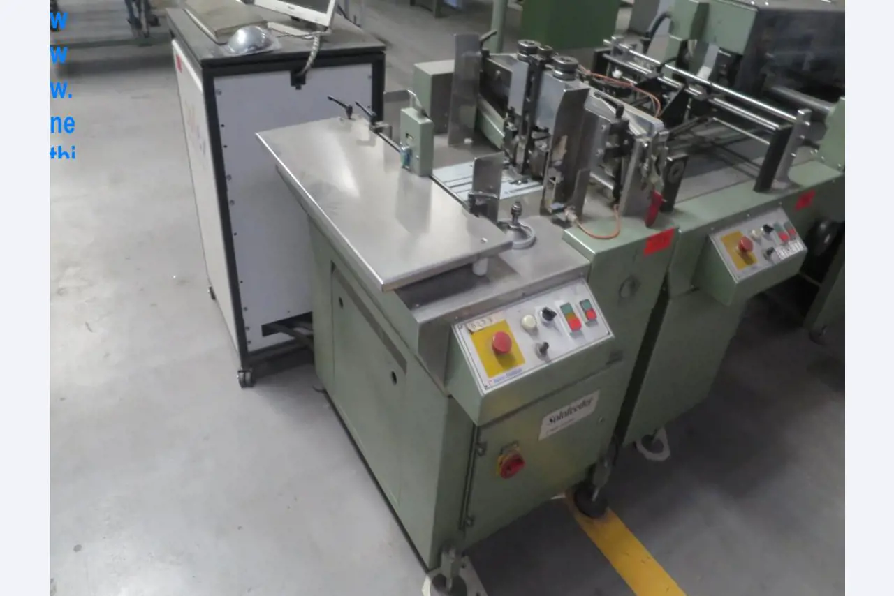 Machines du secteur de la finition de l'impression-1