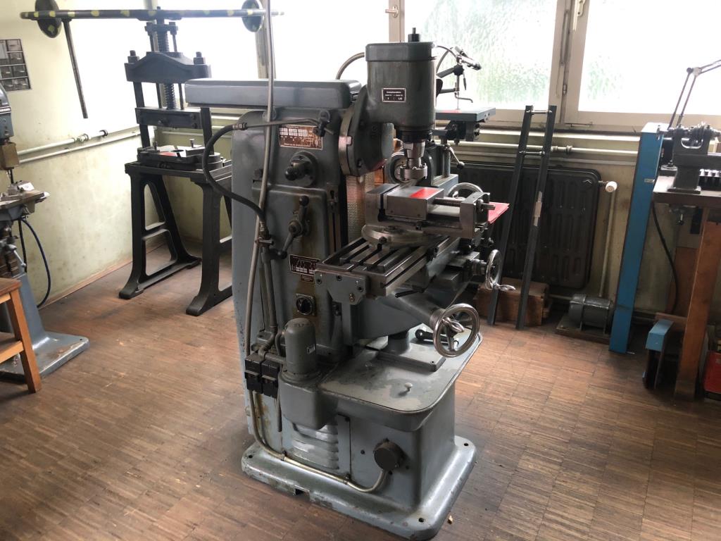 Holzbearbeitungs- und Werkzeugmaschinen zur Herstellung von mechanischen Kuckucksuhrwerken und -gehäusen-1