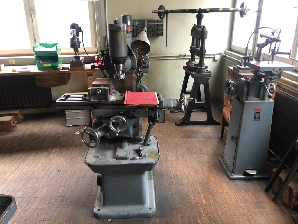 Holzbearbeitungs- und Werkzeugmaschinen zur Herstellung von mechanischen Kuckucksuhrwerken und -gehäusen-2