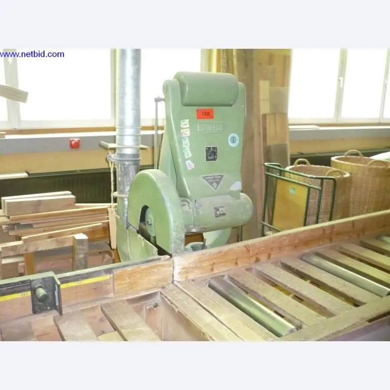 Holzbearbeitungs- und Werkzeugmaschinen zur Herstellung von mechanischen Kuckucksuhrwerken und -gehäusen-1